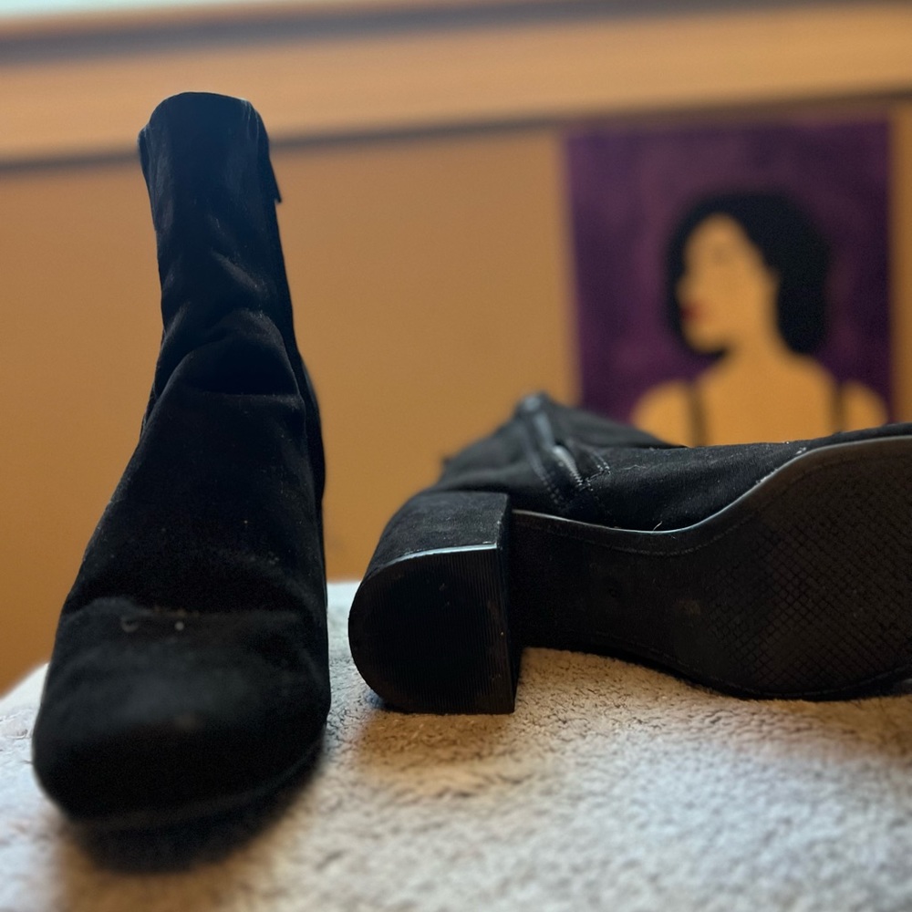 Old Navy booties - Picture 3 of 5
